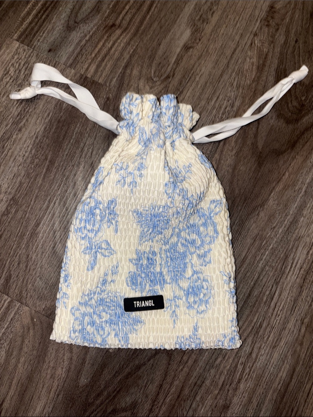 triangl swimwear White and Light Blue Drawstring Pouch